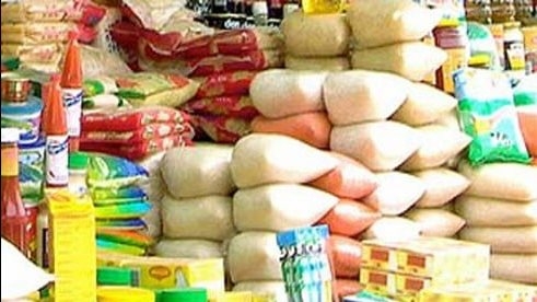 السكر والأرز بكام النهاردة؟ تعرف على أسعار السلع الغذائية في الأسواق اليوم