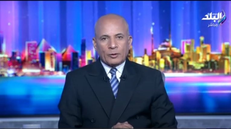 أول تعليق من أحمد موسى بعد القبض على بلوجرز التيك توك: "حاسبوا الناس دي.. بيقولوا ألفاظ مينفعش تدخل بيوتنا"