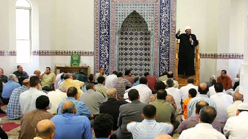 ننشر موضوع خطبة الجمعة القادمة بعنوان الأوطان ليست حفنة من تراب