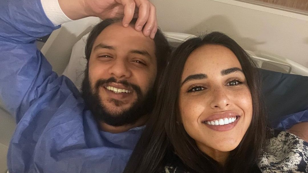 محمد رمضان عاري الصدر في أمريكا وآية سماحة تعتذر للصحفيين.. الوسط الفني في 24 ساعة