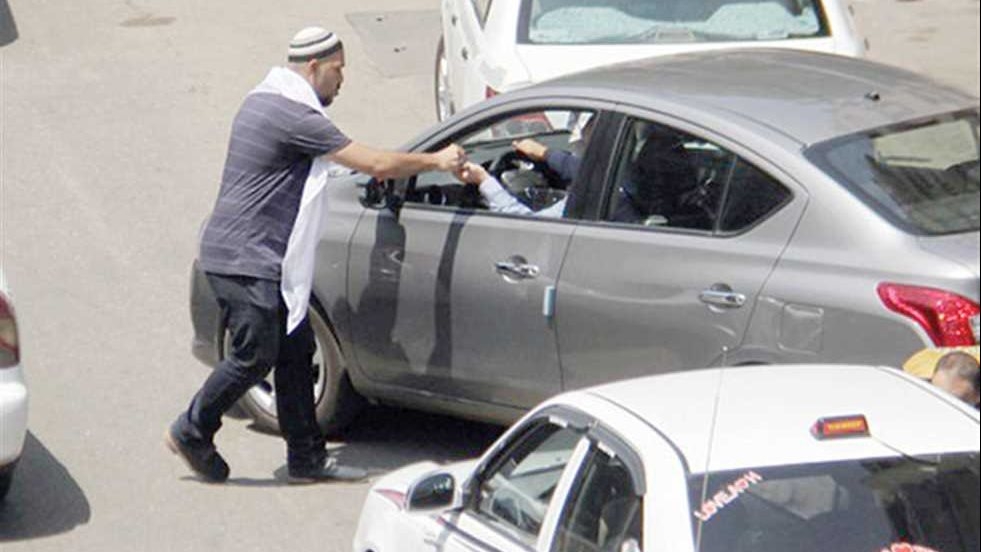بعد تقنين وضعه بشوارع القاهرة.. مخالفات تعرض السايس للحبس