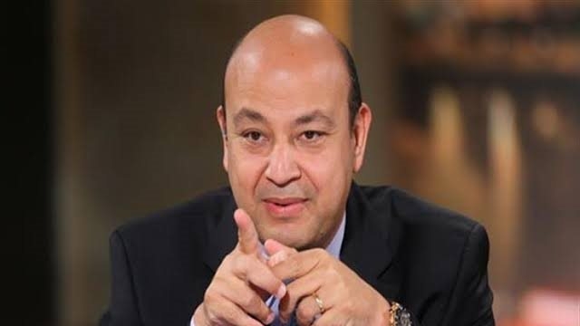 عمرو أديب يسخر من هزيمة الأهلي أمام بالميراس