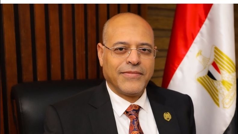 تنفيذا لتوجيهات الرئيس السيسي .. وزير العمل: 1000 جنيه زيادة للعمالة غير المنتظمة