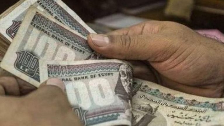 بعد تصديق الرئيس.. موعد صرف العلاوة الدورية للموظفين
