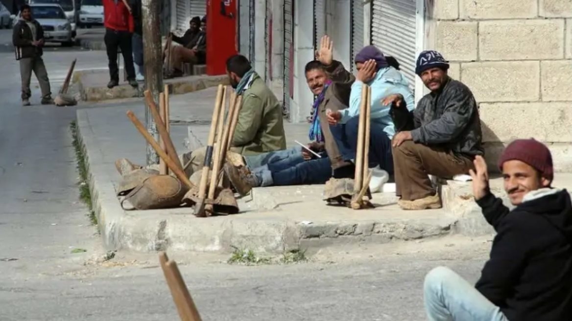 ضوابط قانونية حاكمة لأجور العمالة المؤقتة.. والتعاقد شرط أساسي وفقا للقانون