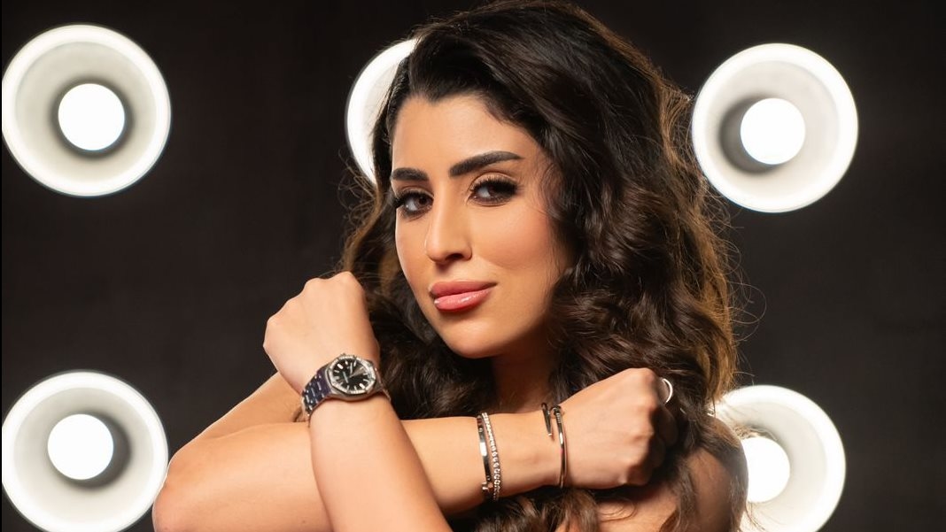 شاهد تصرفًا غير متوقع من طليق آيتن عامر بعد شائعة زواجها