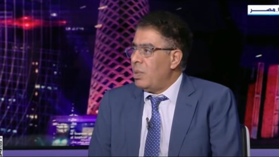 عماد الدين حسين: الإعلام في زمن الأزمات بحاجة إلى مسئولية لا سباق سرعة
