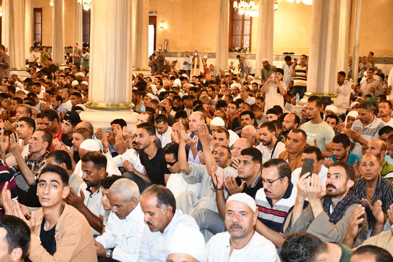 الآداب الشرعية واجب التحلي بها أثناء خطبة الجمعة .. الإفتاء توضحها