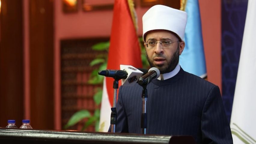إِنَّ منَ الشَّجَرِ شَجرةً لا يَسقُطُ وَرقُهَا.. موضوع خطبة الجمعة القادمة