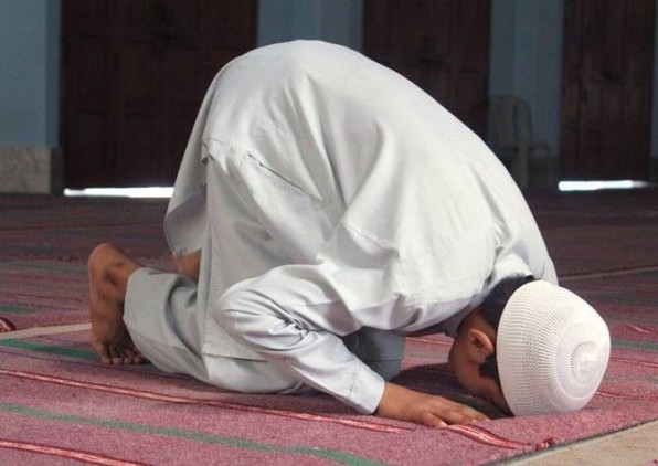 هل يجوز قضاء الصلوات الفائتة في أوقات الكراهة؟.. الإفتاء توضح