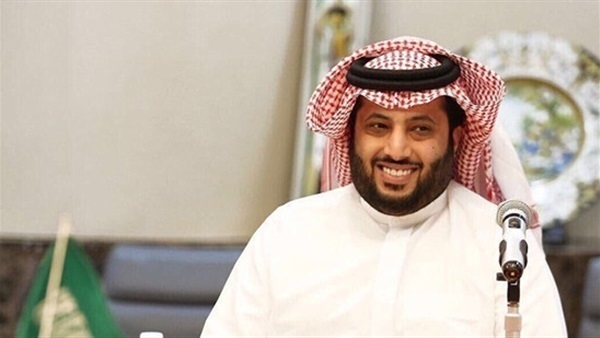 بعد أنباء انتقال الونش للأهلي.. تركي آل شيخ يثير الجدل عبر فيسبوك