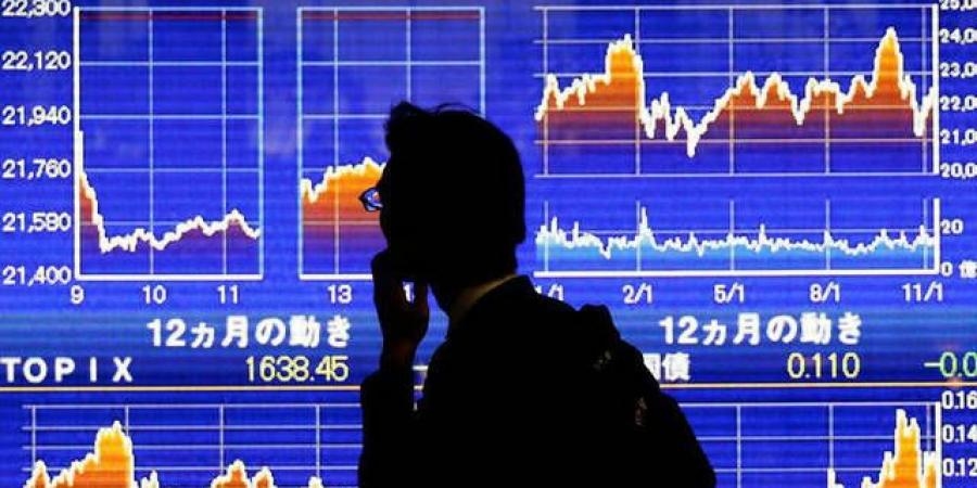 الأسواق الآسيوية تتراجع بعد تهديدات ترامب بفرض رسوم على دول "بريكس"