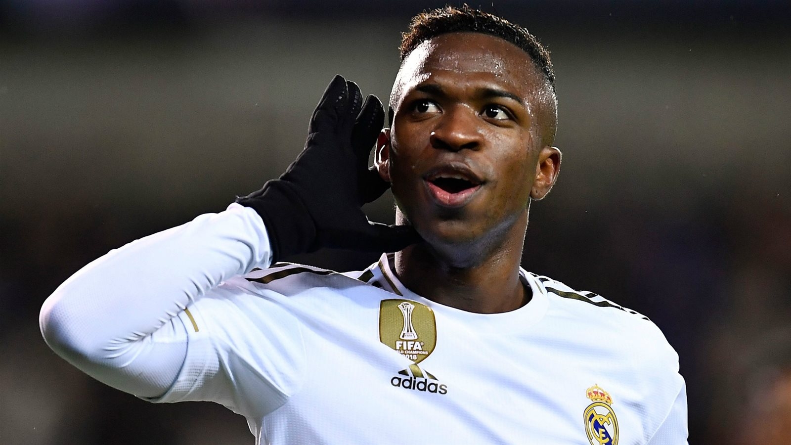 وكيل فينيسيوس جونيور يثير الجدل في ريال مدريد قبل انطلاقة الموسم الجديد