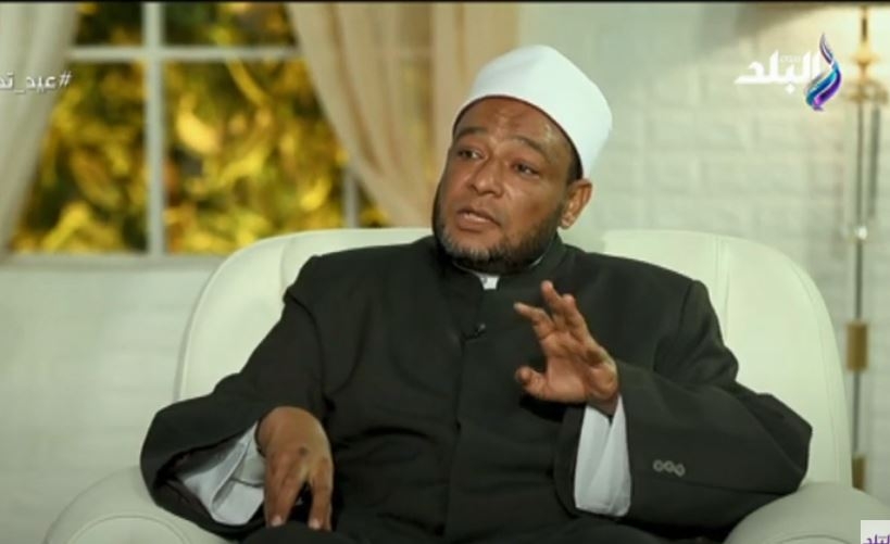 معاهم جن.. عالم أزهري يهاجم خبراء الأبراج الفلكية