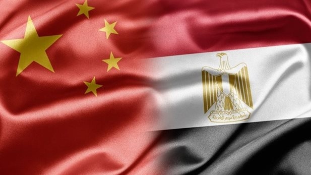 خالد أبو الوفا: السماح بالتعامل باليوان الصيني خطوة استراتيجية تدعم الاستثمار