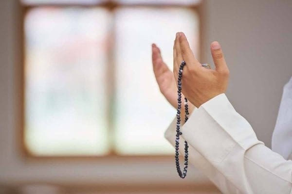 الأزهر للفتوى يكشف أثر دعاء الوالدين لأبنائهما في الحياة