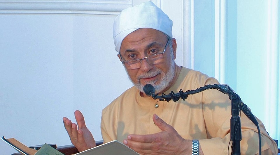يسري جبر: النبي أول خلق الله من جهة نوره وروحه وليس جسده