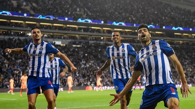 التشكيل الرسمي لمواجهة إنتر ميامي وبورتو في كأس العالم للأندية 2025