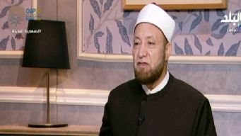 حكم وضع صورة المتوفي على الحائط ومواقع التواصل لطلب الدعاء له.. الإفتاء توضح
