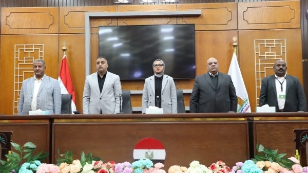 بالتعاون مع مصر الخير.. نائب محافظ الوادي الجديد تدشن مبادرة "الباحث الصغير"