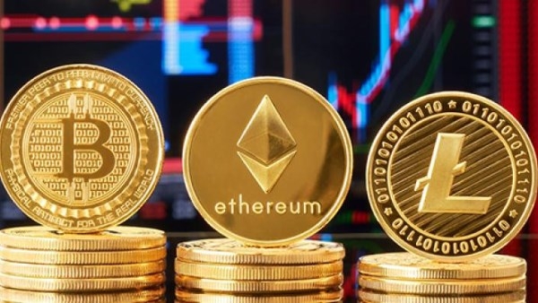 البيت الأبيض يستضيف قمة العُملات المشفرة.. وخبير: الأسواق تحتاج الثقة والتنظيم