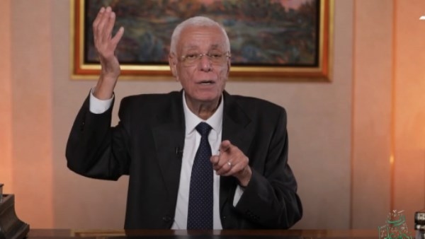 كارثة تلازم الفرد 20 عاما.. حسام موافي يكشف الوجه الآخر للتدخين