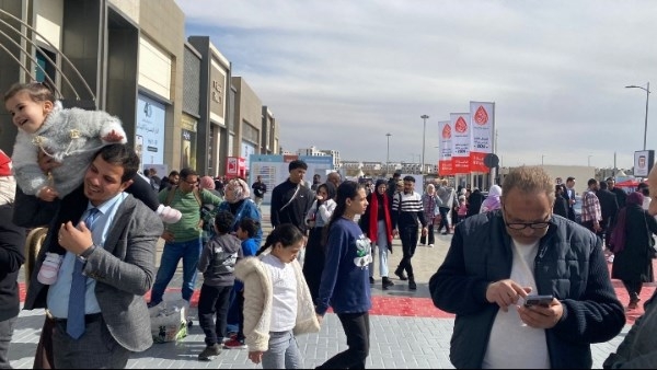 إقبال جماهيري لافت في ثاني أيام معرض القاهرة الدولي للكتاب