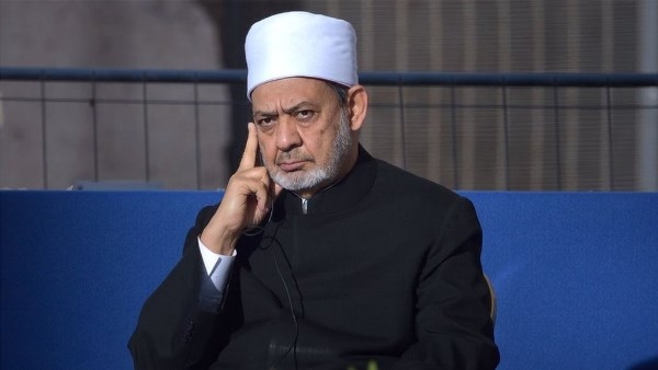 شيخ الأزهر: عالم اليوم يمر بظروف حرجة وأزمة أخلاقية عاصفة