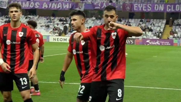 بمشاركة تريزيجيه.. الريان يكتسح الشمال بخماسية في الدوري القطري
