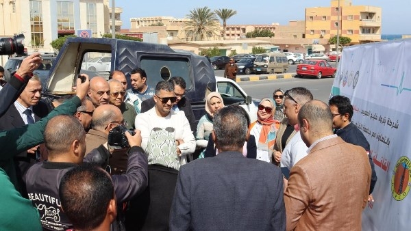 اقتصادية حقوق الإنسان تزور رأس غارب وتتفقد المشروعات الخدمية