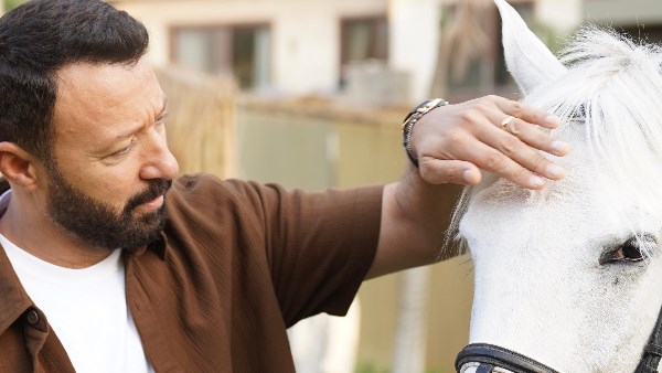 بعد تحقيق الإعلان 8 ملايين مشاهدة.. الصور الأولى من مسلسل «فى لحظة»