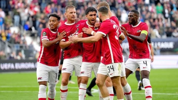 قناة مصرية تعلن نقل مباراة آلكمار وكويك بويز في كأس هولندا