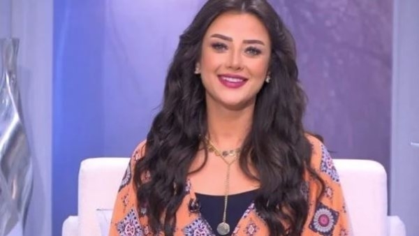 إعلامية تهاجم رضوى الشربيني: صنعت نجوميتها على حساب الرجال