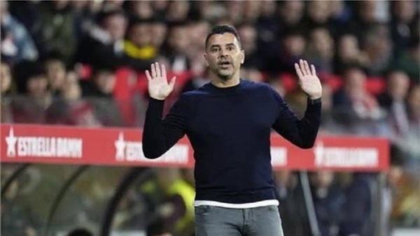 مدرب جيرونا: برشلونة يمتلك 3 أو 4 من أفضل لاعبي العالم