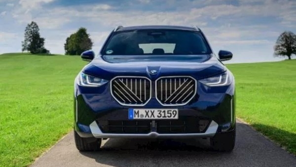 بي إم دبليو تكشف عن X3 20i xDrive الجديدة .. بمظهر رياضي وقدرات عالية