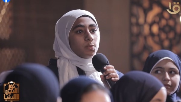صاحبتي قالتلي متسمعيش أغاني بموسيقى أو بدون.. علي جمعة: متشددة ومتاخديش بكلامها