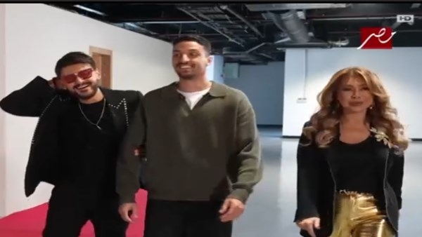 رامز جلال لـ طاهر محمد طاهر: انت لاعب في الأهلي ولّا محاسب في بنك