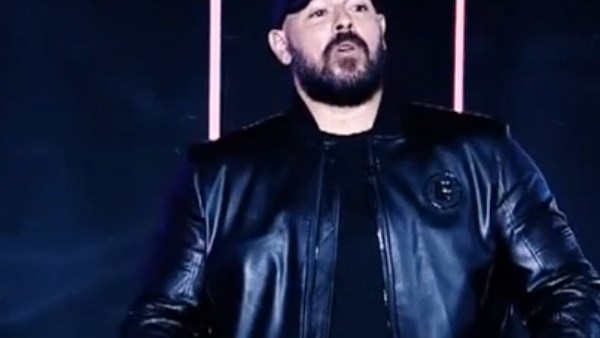 أحمد التهامي يروي كواليس أزمته مع ياسمين عز.. وهذا ما قاله عن برامجها
