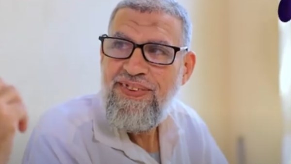 الأسطى حمودة: الجيل الحالي لا يرغب في تعلم صناعة الكليم أو الحرف اليدوية