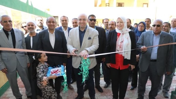 محافظ بني سويف يفتتح التشغيل التجريبي لمشروع الصرف الصحي وإحلال مدرسة محمد عثمان جلال "2" ضمن افتتاحات الواسطى في العيد القومي للمحافظة