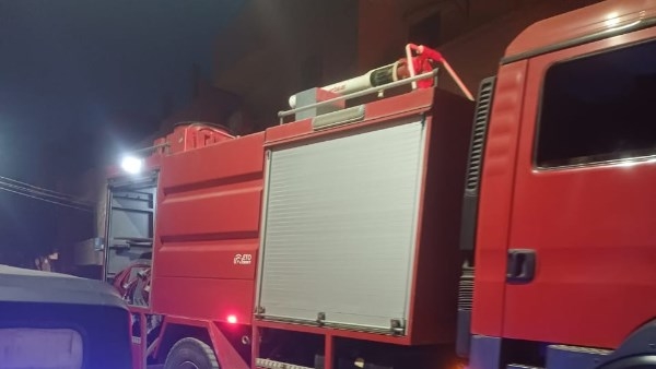 بسبب شاحن موبايل.. اندلاع حريق في شقة سكنية بمركز القوصية بأسيوط