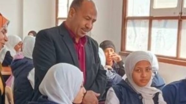 أسوان فى 24ساعة .. تنسيق لتوفير نواقص الأدوية بصيدليات التأمين الصحى.. ومسابقة لأوائل طلاب الإعدادية