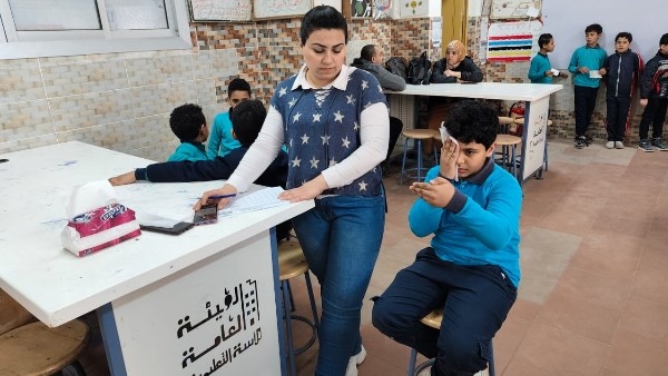 الإسكندرية.. بدء تنفيذ مبادرة تصحيح الإبصار لطلاب المرحلة الابتدائية