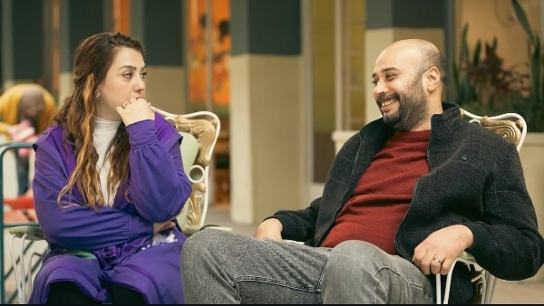 أطيب وأجدع كندة.. حاتم صلاح يهنئ كندة علوش بمناسبة عيد ميلادها