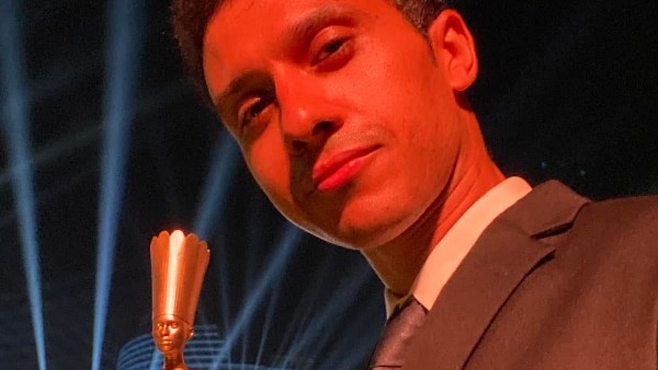 عصام عمر يحصد جائزة أفضل ممثل في مهرجان هوليوود للفيلم العربي