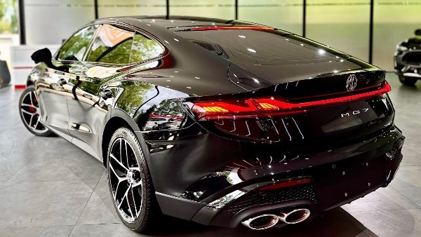 أسعار ومواصفات MG 7 موديل 2025 في السعودية .. صور
