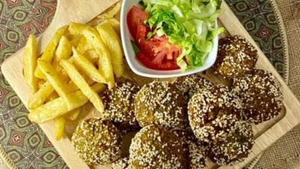 ماذا يحدث لجسمك عند تناول الطعمية يوميا علي الفطار