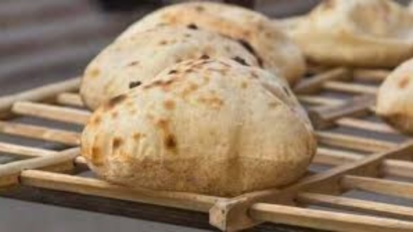 الحبس وغرامة تصل 5 ملايين جنيه للمخالفين والمتلاعبين في الخبز السياحي والمدعم