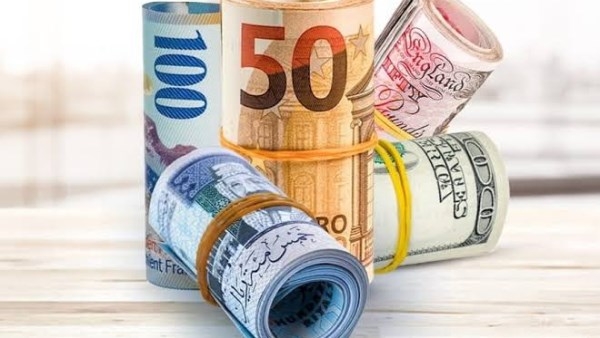 أسعار العملات في مصر مقابل الجنيه اليوم الإثنين