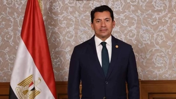 وزير الرياضة يشهد انطلاق بطولة العالم للإسكواش للناشئين